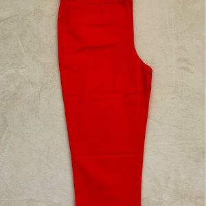 St.John’s, Size 8, Orange